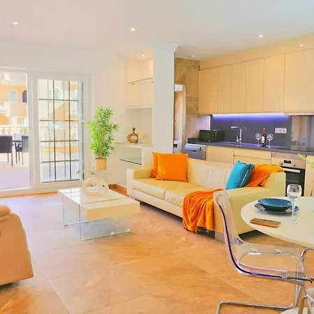 Luxury Sea View Apartman